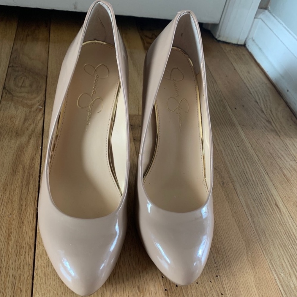 New Jessica Simpson Patent Pump heels